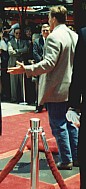 Arnold putting in feet